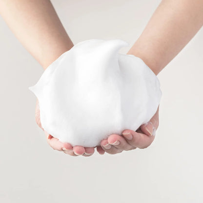 Momopuri Cleansing Foam with Peach Ceramide (150g)